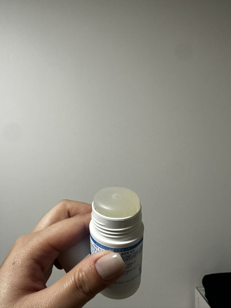 라로제 (LAROSEE) 안티퍼티그 아이 컨투어 스틱 review image