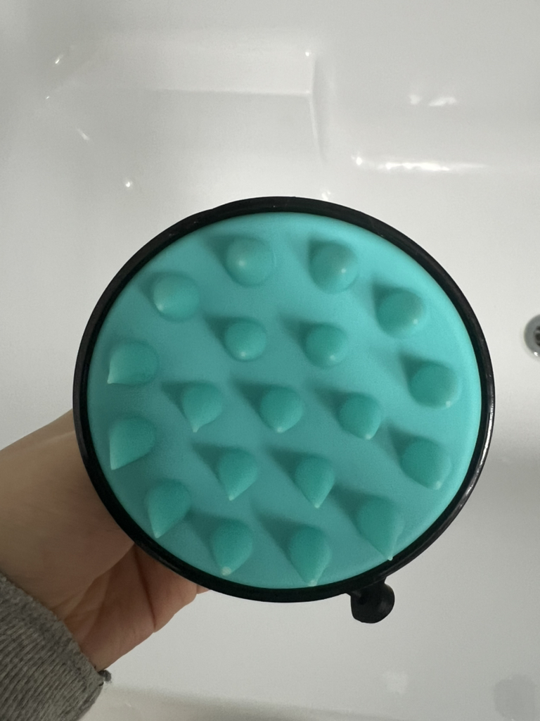 토미울프 (TOMIWOLF) 딥클렌징 두피 브러쉬 review image