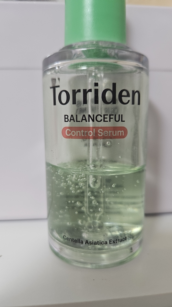 토리든 (Torriden) 밸런스풀 시카 컨트롤 세럼 review image
