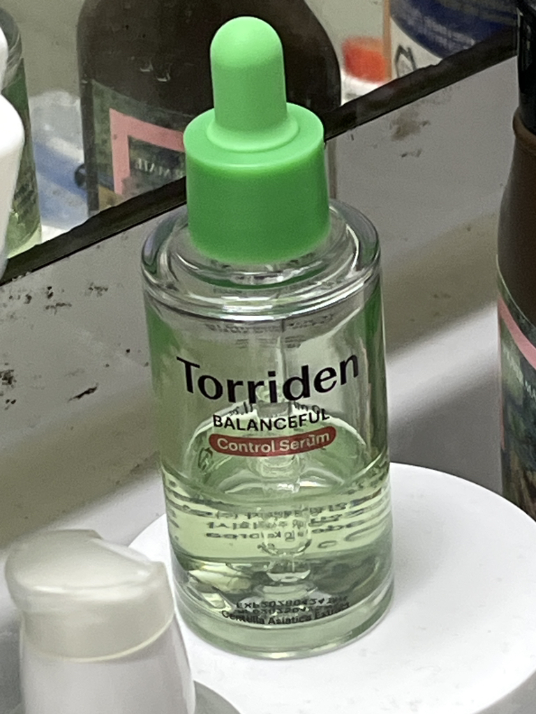 토리든 (Torriden) 밸런스풀 시카 컨트롤 세럼 review image