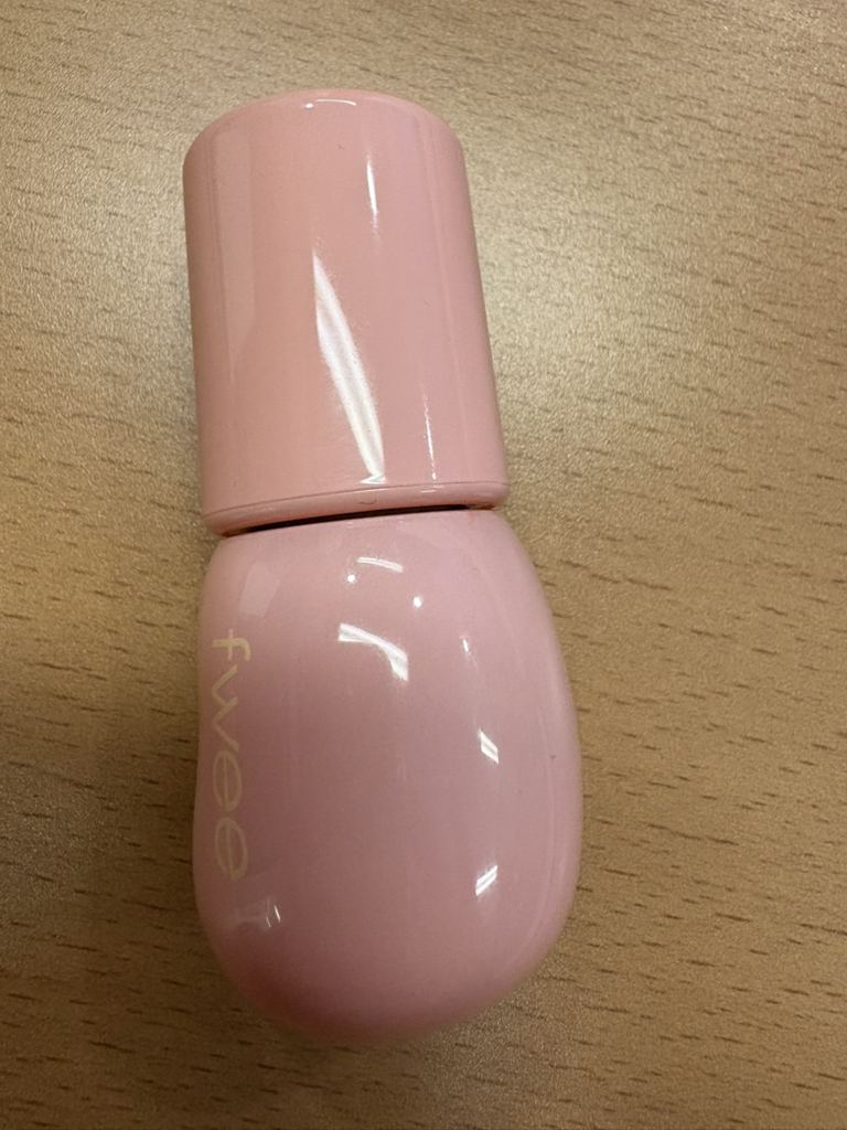 퓌 (fwee) 3D 볼류밍 글로스 [B01 바닐라70%] review image