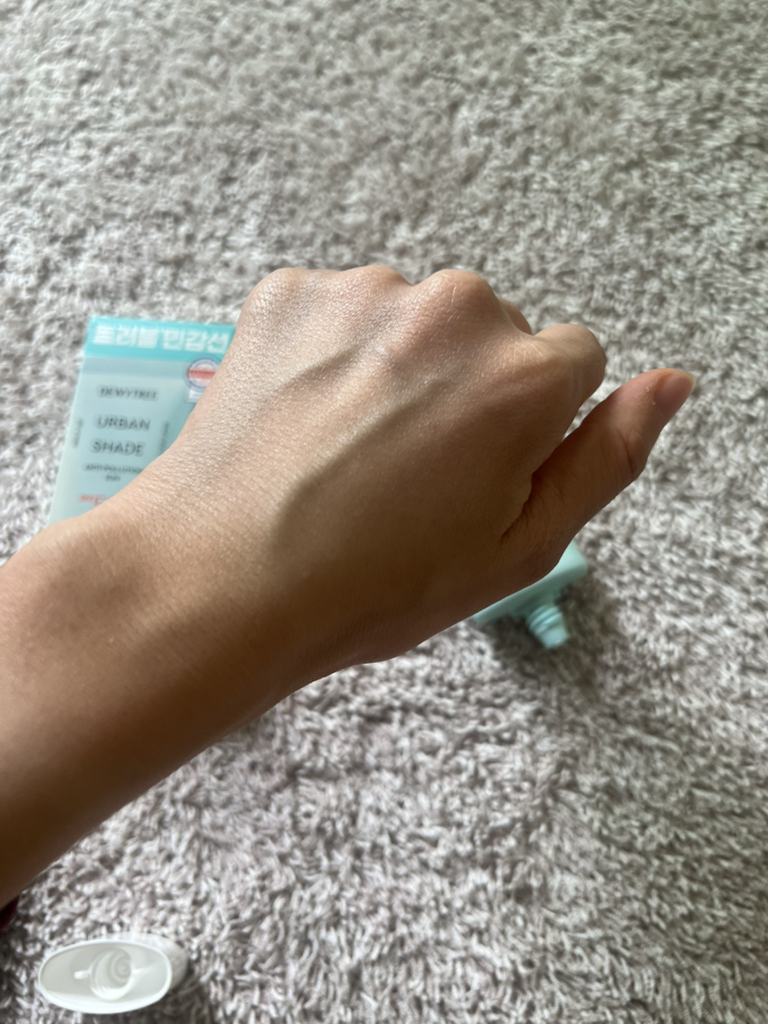 듀이트리 (DEWYTREE) 어반쉐이드 안티 폴루션 선 [SPF50+/PA++++] review image