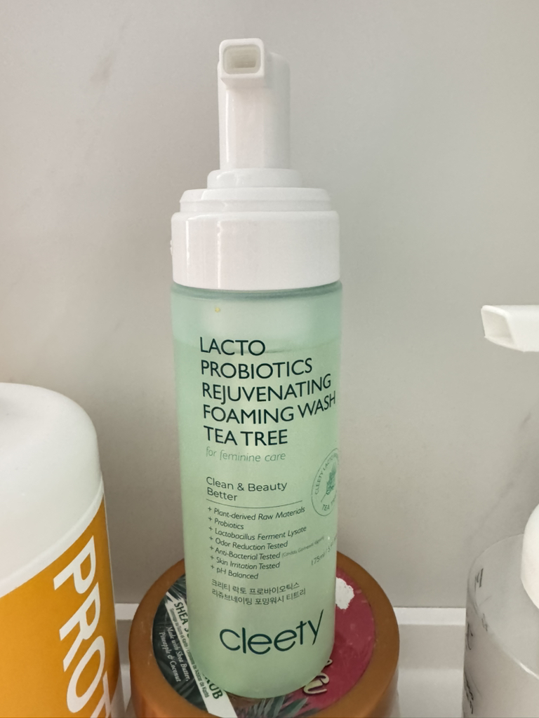 乳酸菌女性泡沫洗液 [茶树味］的真实用户使用照片