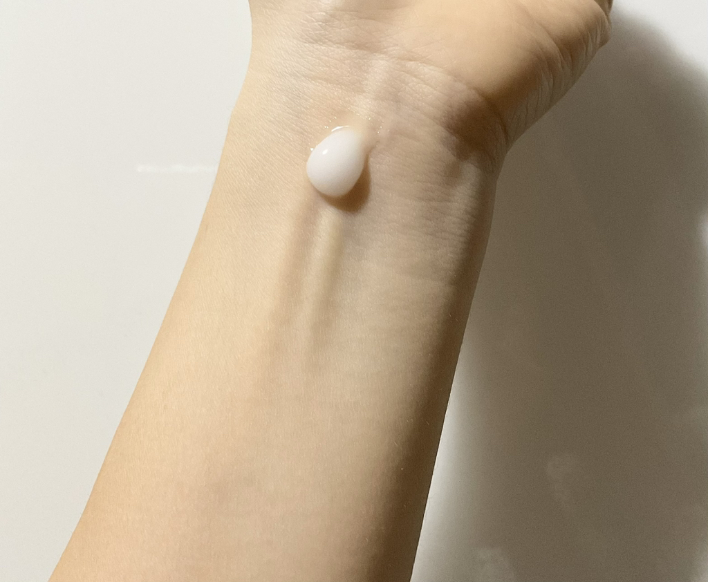 리얼베리어 (RealBarrier) 워터리 히알 크림 review image