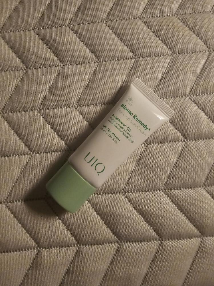 Ảnh đánh giá thực tế của người dùng về Kem chống nắng làm sáng da Bio Remedy [SPF50+/PA++++] [Màu xanh lá cây]