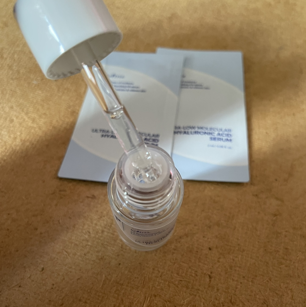 Ảnh đánh giá thực tế của người dùng về Serum axit hyaluronic phân tử siêu nhỏ