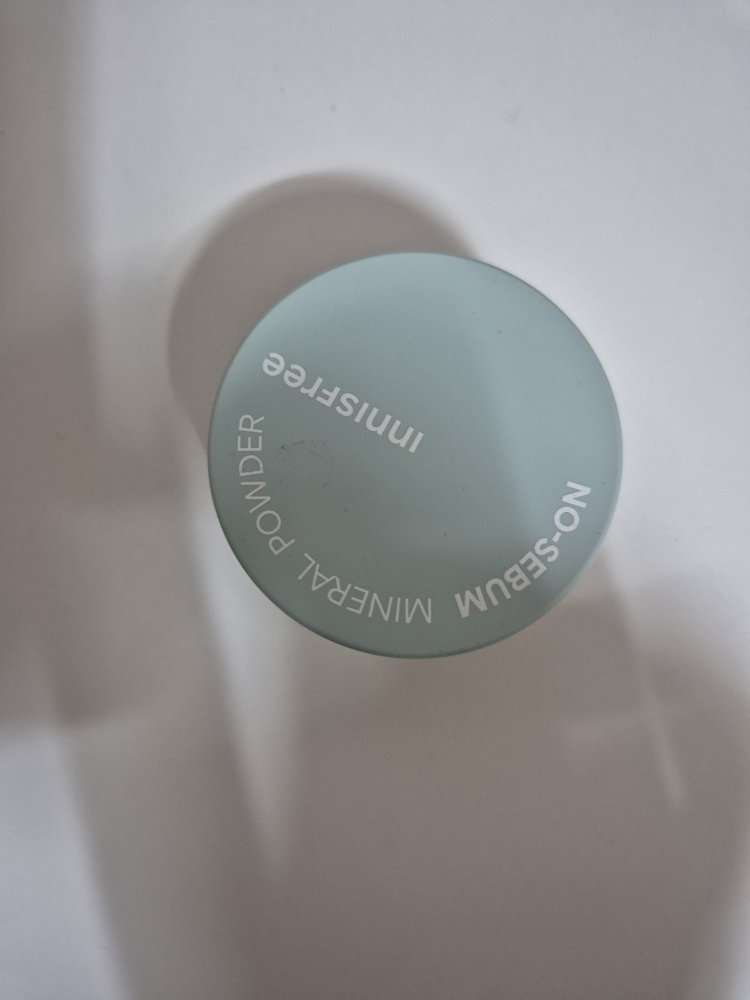 이니스프리 (INNISFREE) (리뉴얼)노세범 미네랄 파우더 review image