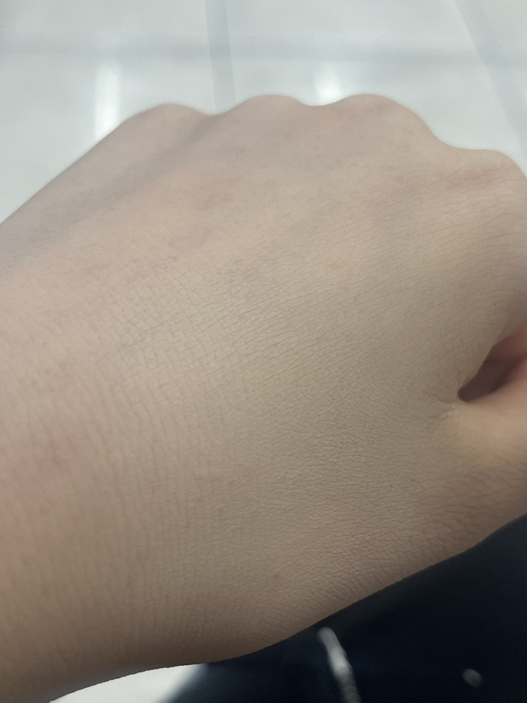 遮瑕终极美白霜 [SPF38/PA++] [21 象牙］的真实用户使用照片