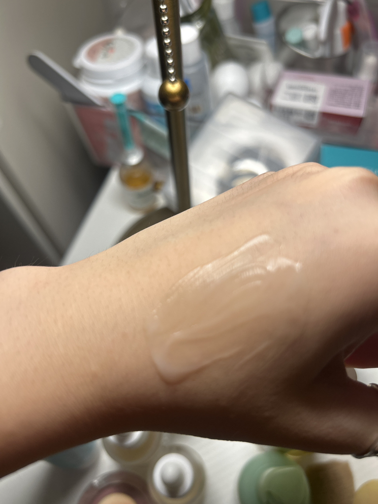 리얼베리어 (RealBarrier) 워터리 히알 크림 review image