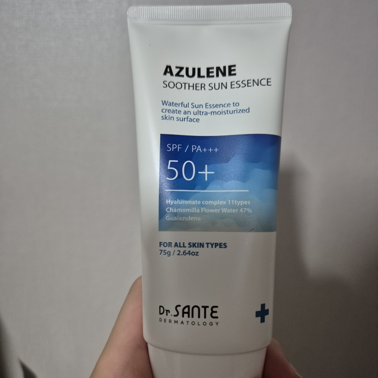 닥터상떼 (Dr.SANTE) 아줄렌 수더 선 에센스 [SPF50+/PA+++] review image
