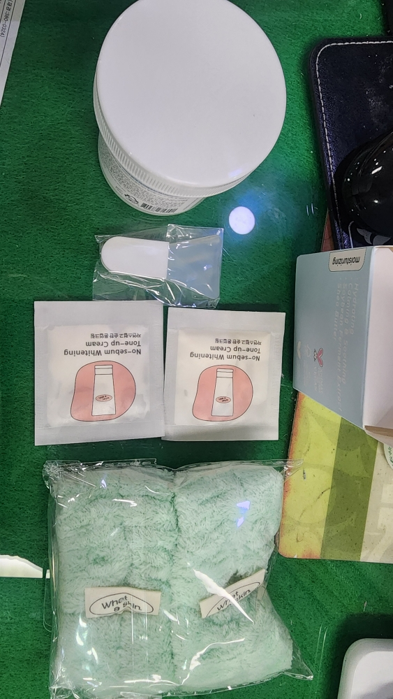 Whataskin Mặt nạ rửa sạch dạng kem sữa chua review image