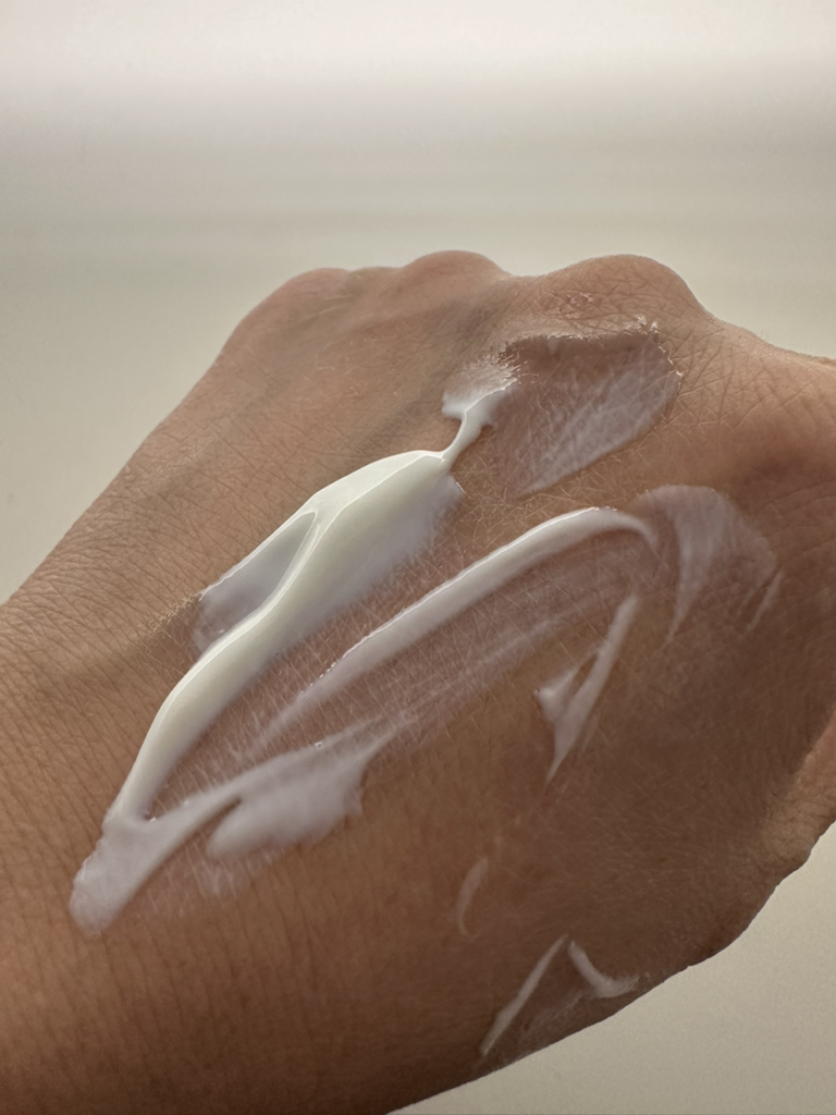 닥터상떼 (Dr.SANTE) 아줄렌 수더 선 에센스 [SPF50+/PA+++] review image