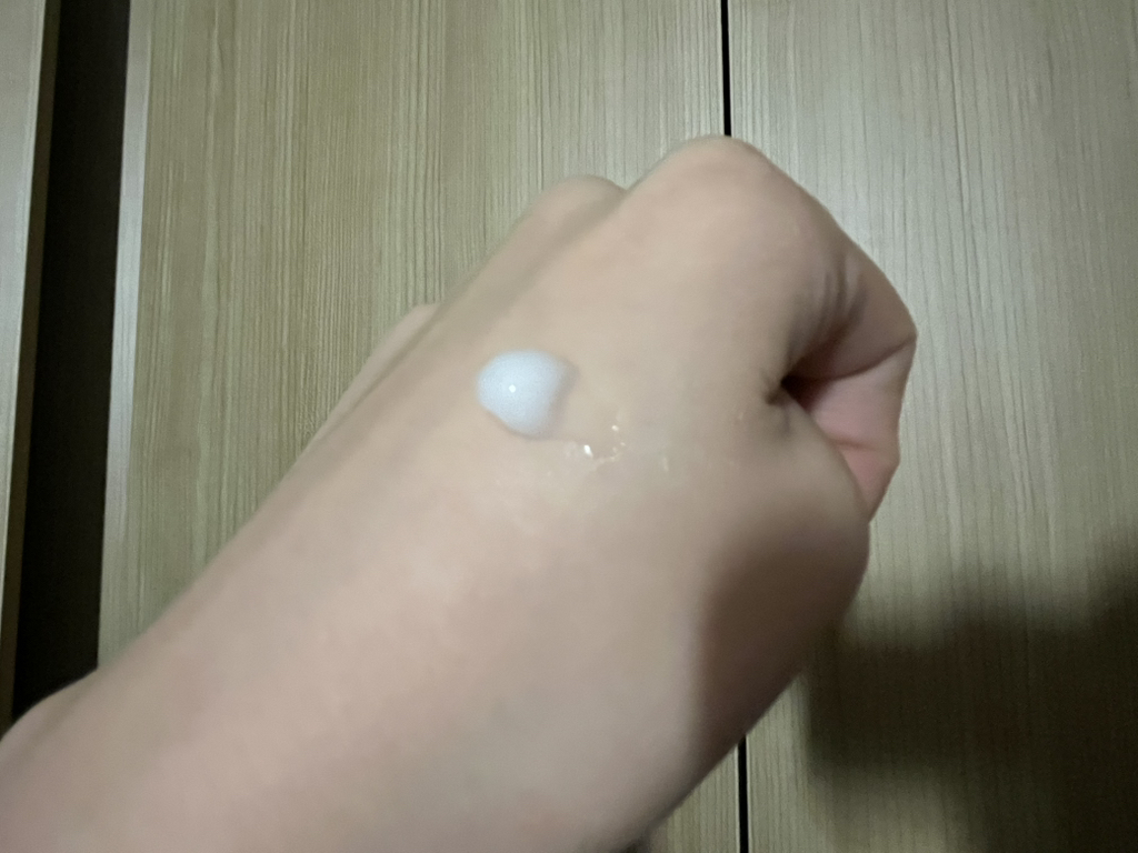 리얼베리어 (RealBarrier) 워터리 히알 크림 review image