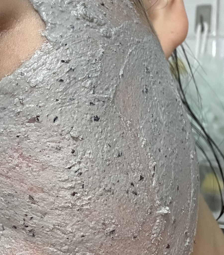 岚舒 清新面膜 [灾难化妆品] common.review image