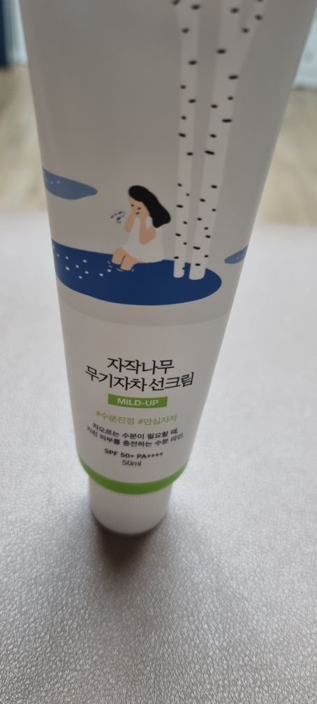 白桦木防晒霜 [SPF50+/PA++++]的真实用户使用照片