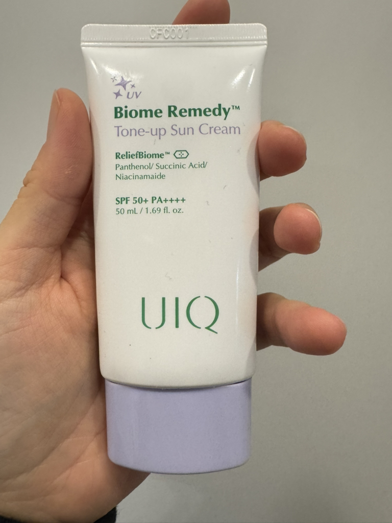 유이크 (UIQ) 바이옴 레미디 톤업 선크림 [SPF50+/PA++++] [보라] review image