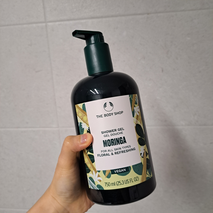 더바디샵 (THEBODYSHOP) 모링가 샤워 젤 review image
