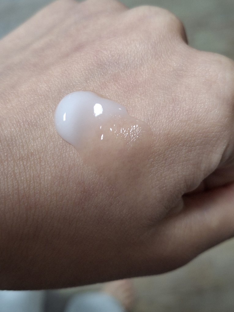 含水 Hyal 霜的真实用户使用照片