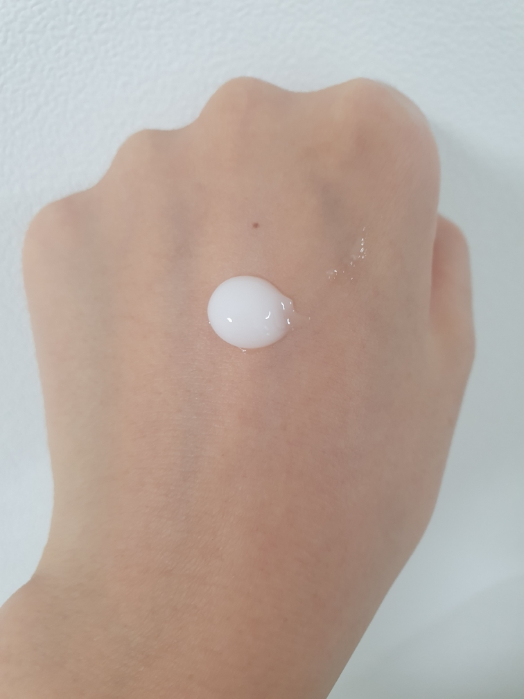 含水 Hyal 霜的真实用户使用照片