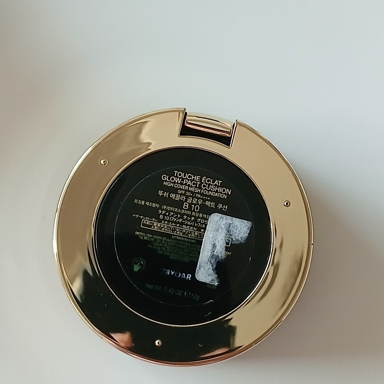 입생로랑뷰티 (YVESSAINTLAURENTBEAUTY) 뚜쉬 에끌라 글로우-팩트 쿠션 [SPF50+/PA++++] [B10] review image