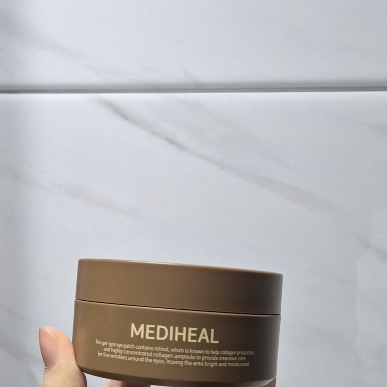 Ảnh đánh giá thực tế của người dùng về Retinol Collagen Eye Ampoule Patch