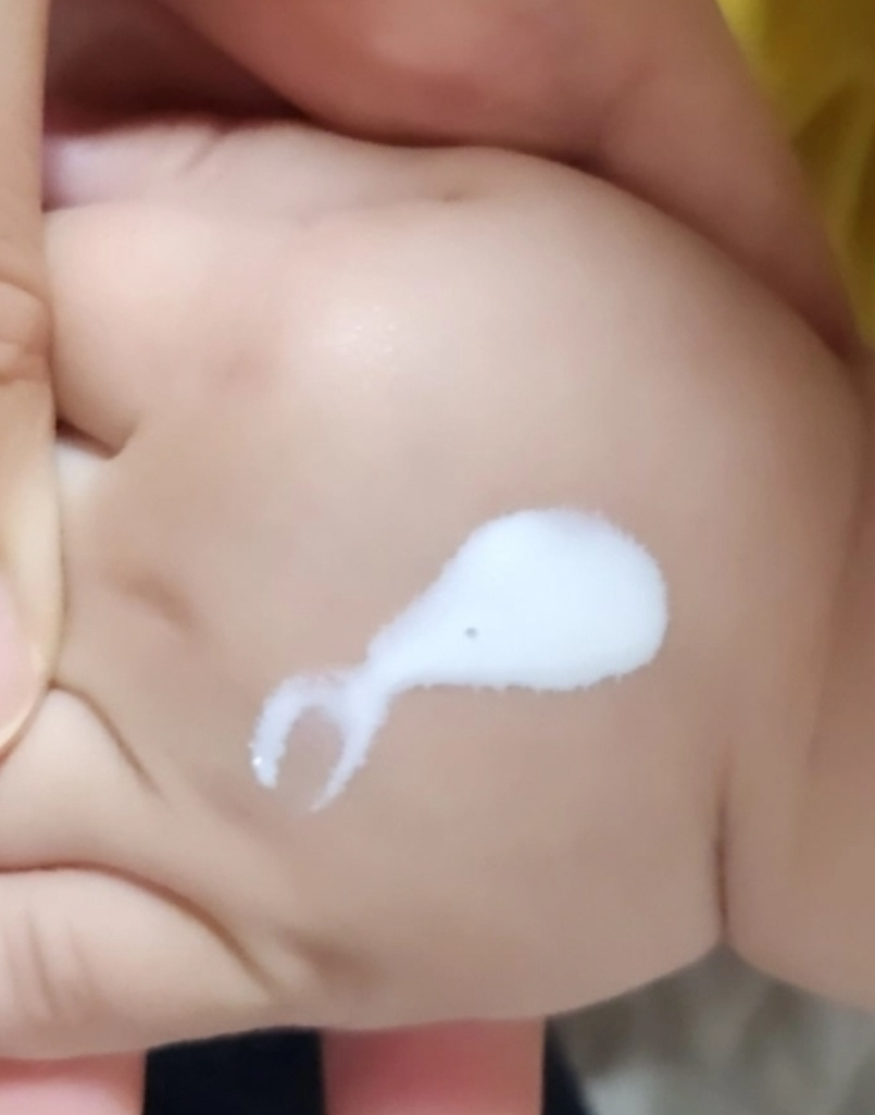 궁중비책 (GOONGBE) 워터풀 선로션 마일드 [SPF50+/PA++++] review image