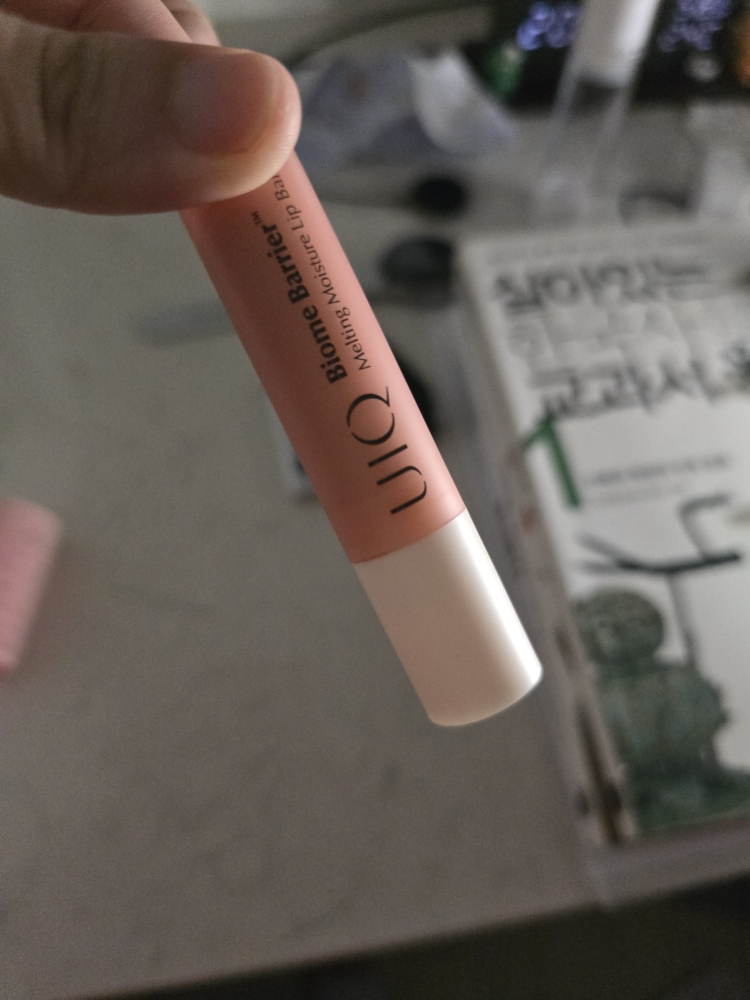 UIQ Biome Barrier Melting Moisture Lip Balm [Mobryze] review image