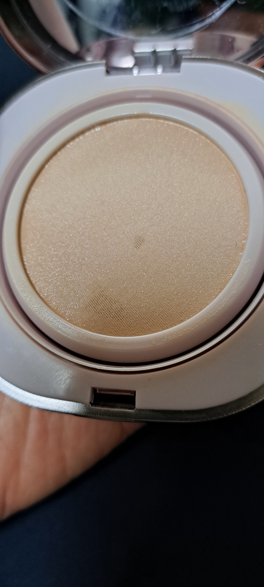 매스티나 (MASTINA) 내추럴 글로우 쿠션 [SPF50+/PA++++] [21호 라이트] review image