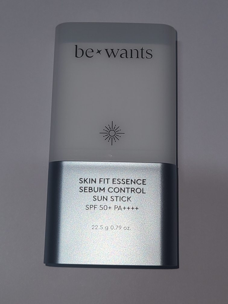 비원츠 (be+wants) 스킨핏 에센스 세범 컨트롤 선스틱 [SPF50+/PA++++] review image