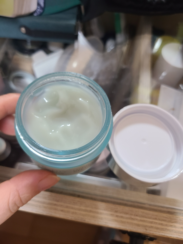 ARTISTRY Skin Nutrition Hydrating Gel Cream | Hwahae Global