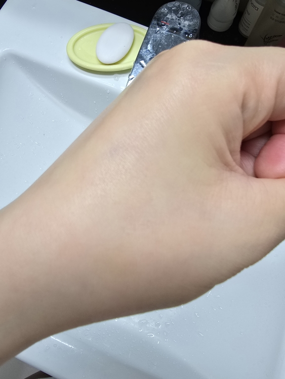 强化京东大米透明洁肤油的真实用户使用照片