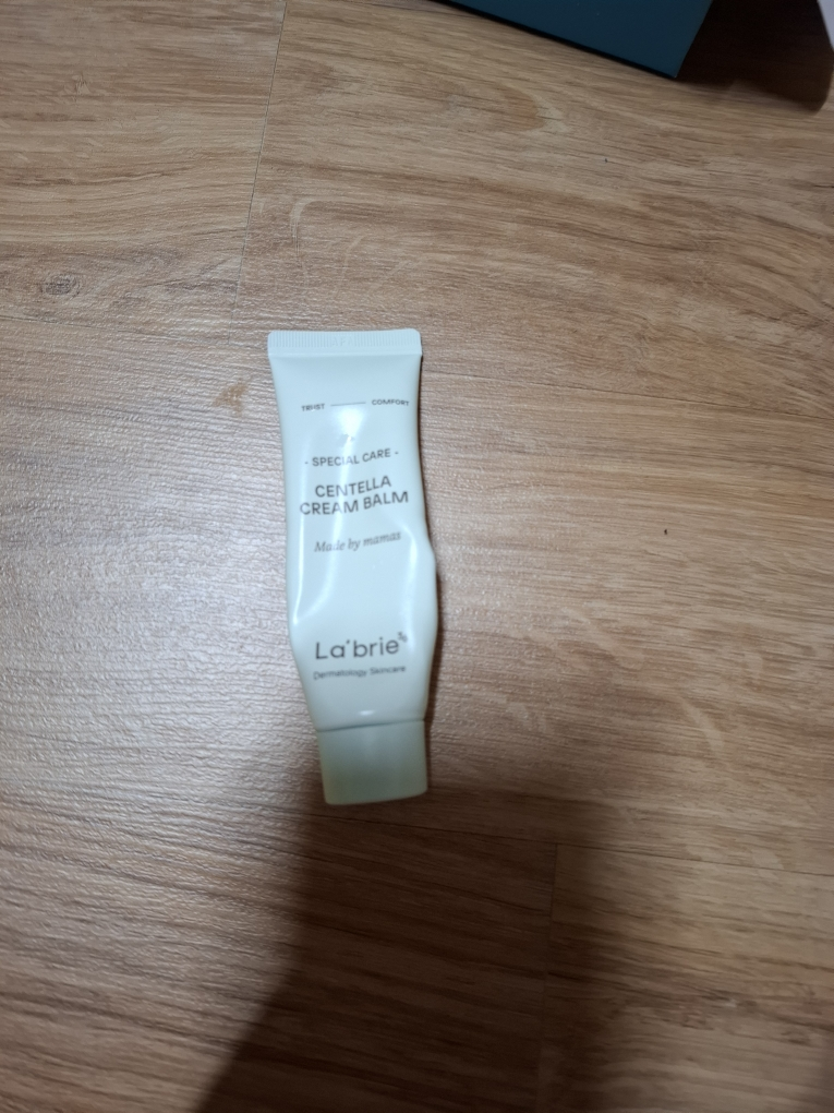 라브리에 (La’brie) 센텔라 크림밤 review image