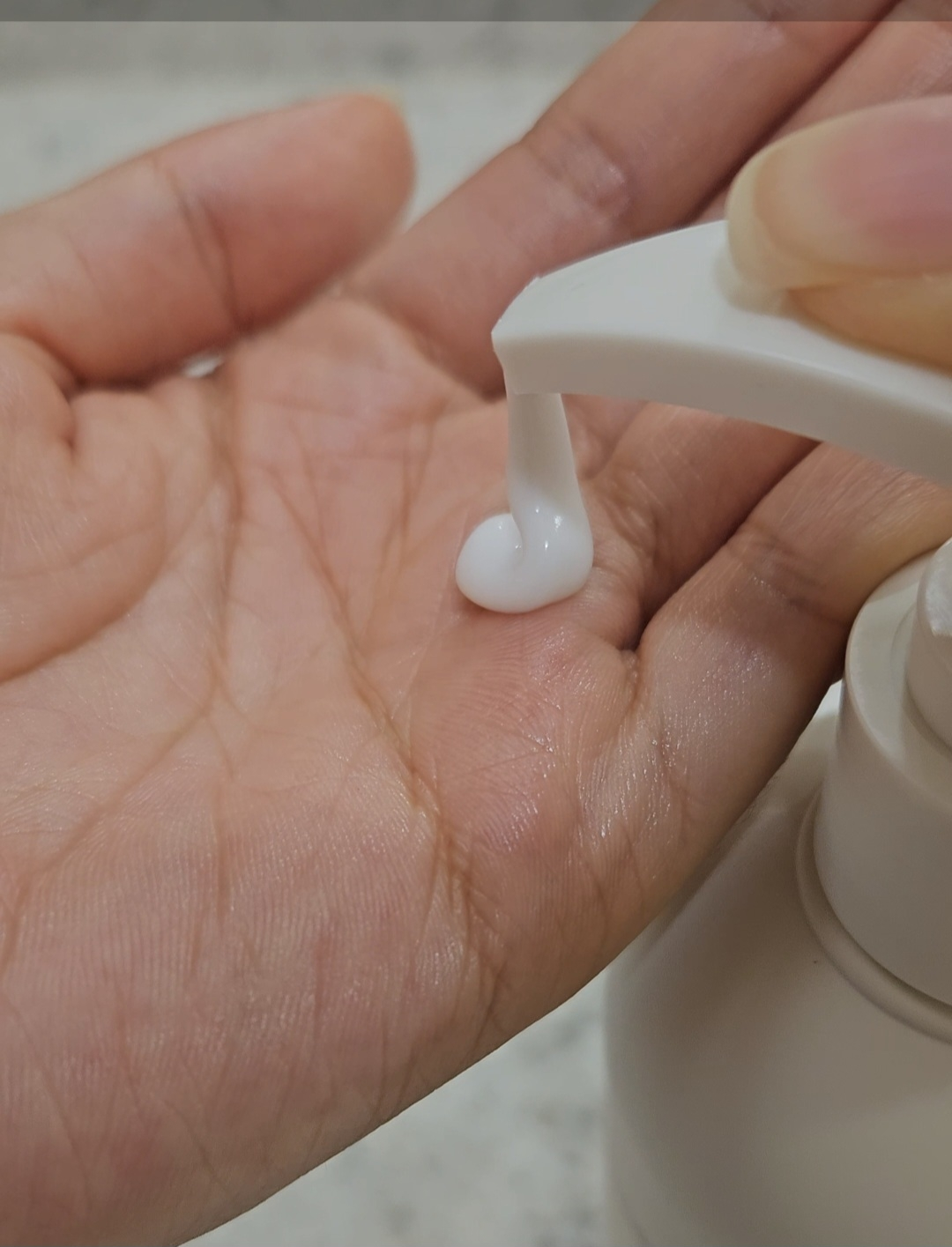 라브리에 (La’brie) 모이스처 로션 review image