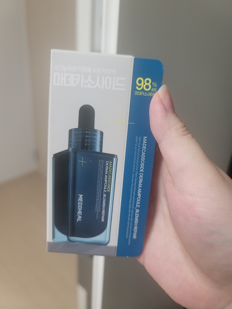 메디힐 (MEDIHEAL) 더마 앰플 흔적 리페어 [마데카소사이드] review image