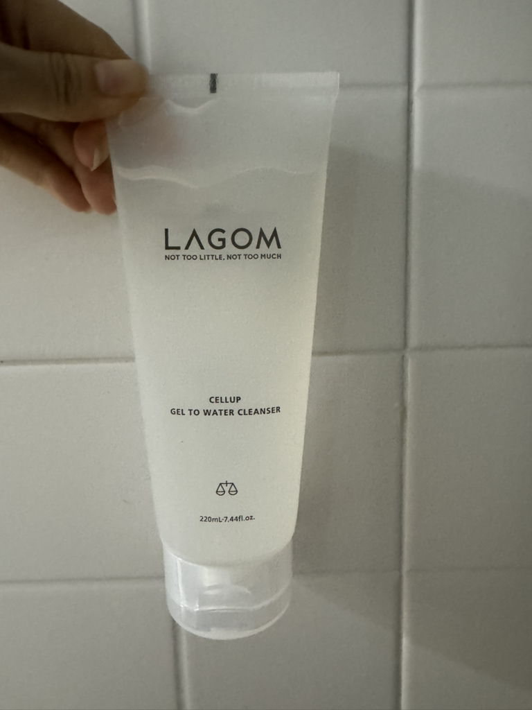 라곰 (LAGOM) 젤 투 워터 클렌저 review image
