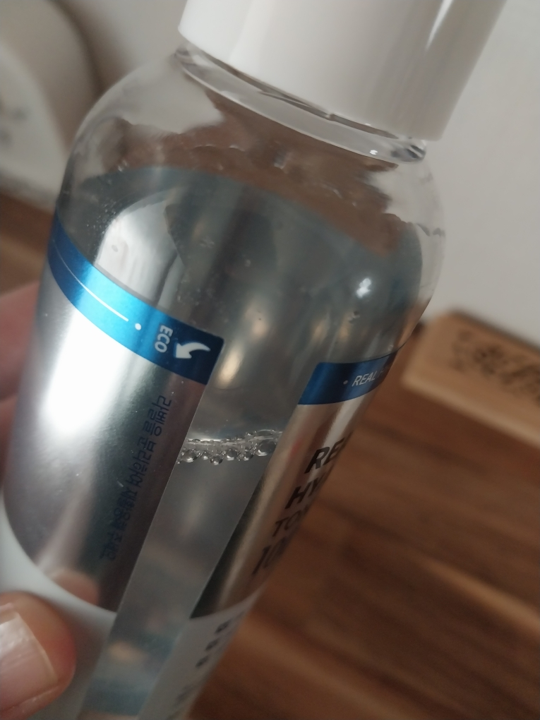 真正玻尿酸100爽肤水的真实用户使用照片