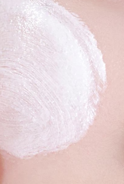 美白素颜霜的真实用户使用照片