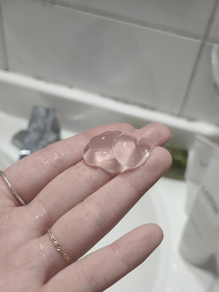 라곰 (LAGOM) 젤 투 워터 클렌저 review image