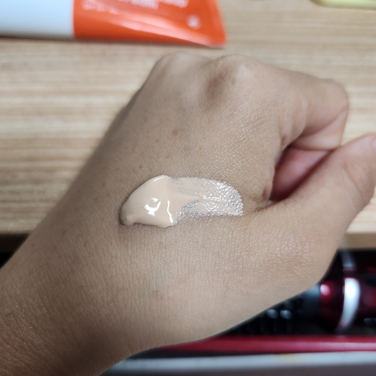 아이레놀 (I·LENOL) 쌩얼보정 크림 [SPF50+/PA++++] [2.0] review image