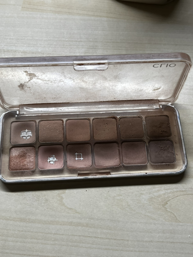 CLIO Pro Eye Palette Air [No. 8 Latte Sunim] review image