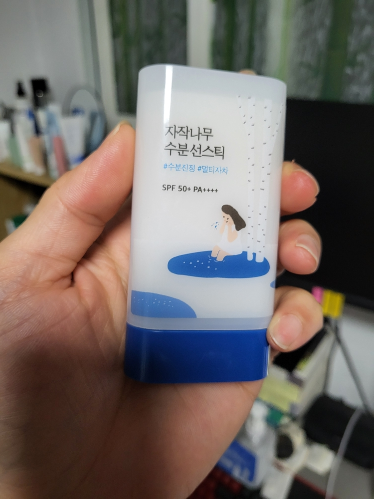 라운드랩 (ROUNDLAB) 자작나무 수분 선스틱 [SPF50+/PA++++] review image
