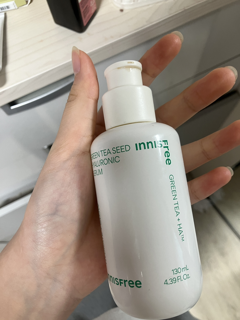 이니스프리 (INNISFREE) 그린티 씨드 히알루론산 세럼 review image