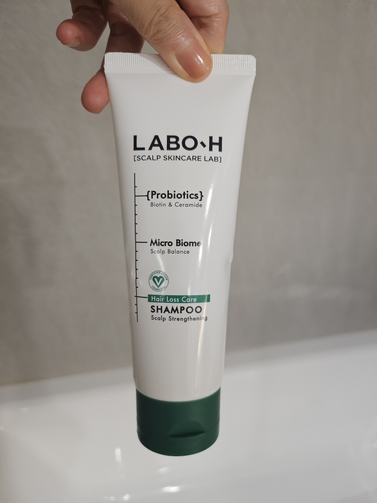 头皮强健诊所脱发缓解洗发水的真实用户使用照片