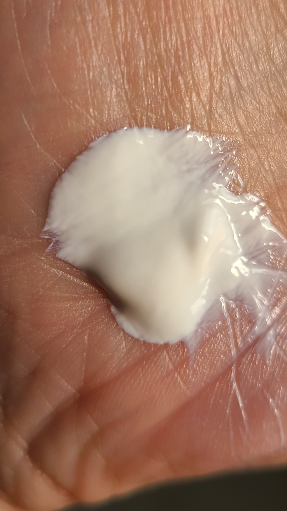 파파레서피 (Paparecipe) 티트리 컨트롤 마일드 선 크림 [SPF50+/PA++++] review image