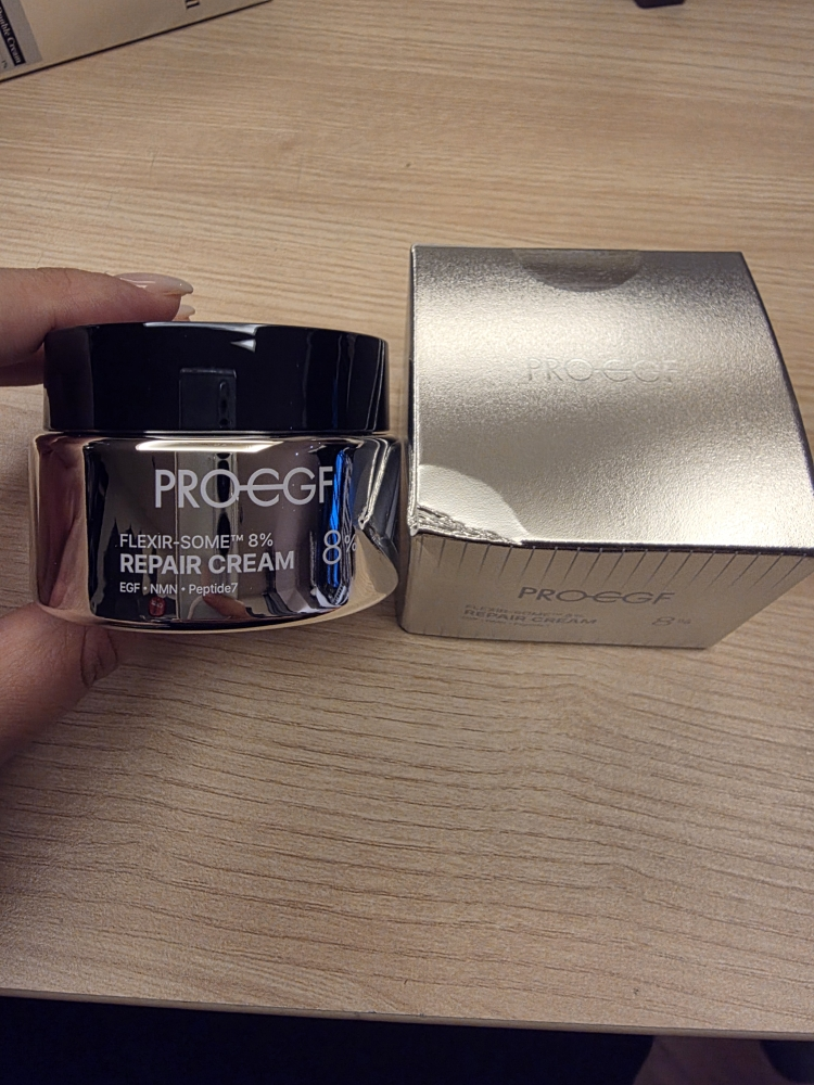 더마팩토리 (DERMAFACTORY) PRO EGF 플렉시어좀 8% 리페어 크림 review image