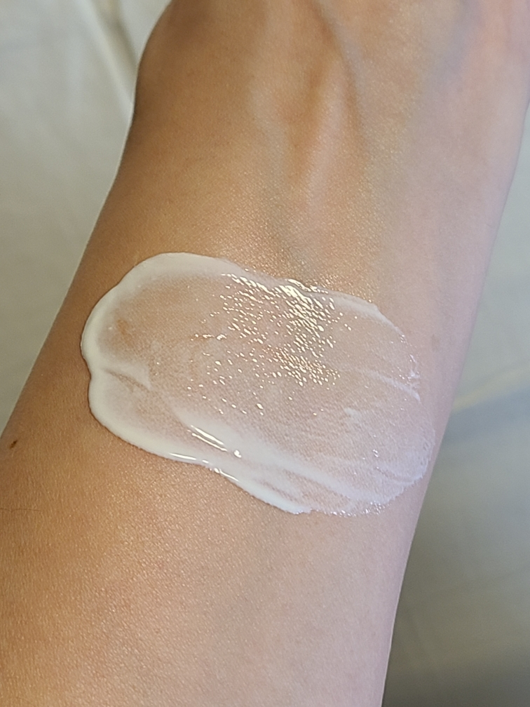 아비브 (Abib) 수분초 히알루론 선세럼 워터리 튜브 [SPF50+/PA++++] review image