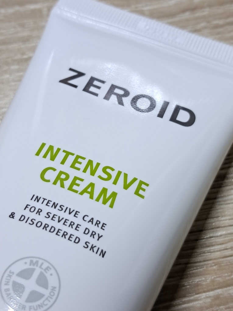 제로이드 (ZEROID) 인텐시브 크림 review image