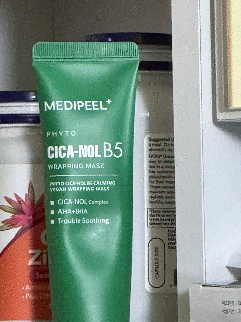메디필 (MEDIPEEL) 피토 시카놀 B5 카밍 비건 랩핑 마스크 review image