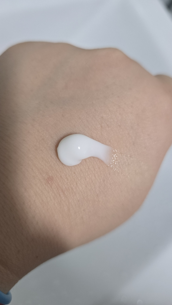 WaterFit 8 层保湿粘合霜的真实用户使用照片