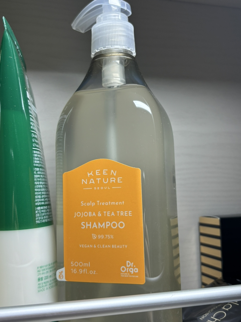 头皮护理荷荷巴茶树洗发水的真实用户使用照片